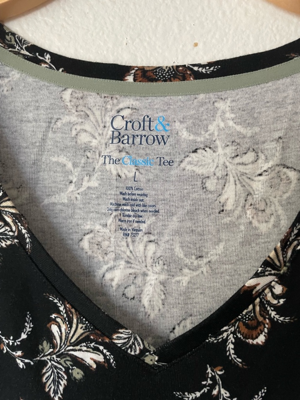 Croft & Borrow Black Paisley Flower top - Picture 3 of 3